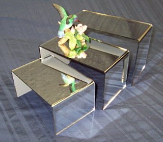 Mirrored Acrylic Risers and Mirror Plexi Pedestals