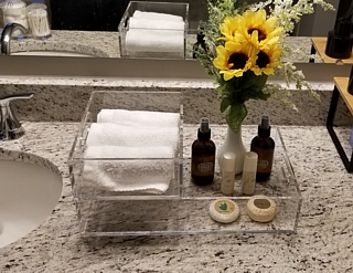 Clear Acrylic Stacking Trays for Hospitality, Bathroom, Spa