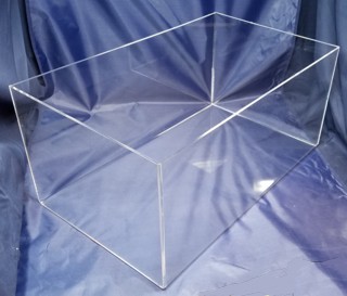 Clear Acrylic Cubes and Boxes in Plexiglas, Plexiglass, lucite and plastic