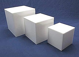 White Acrylic Cubes and Boxes in Plexiglas, Plexiglass, lucite and plastic